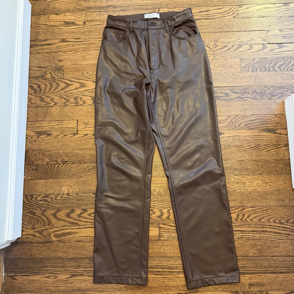 Abercrombie & Fitch Pants 28/6 Brown Vegan Leather 90s Straight Ultra High Rise